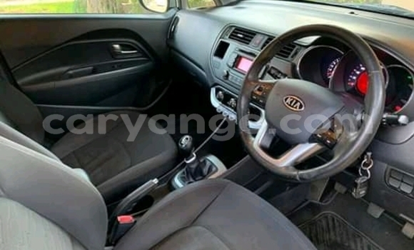 Acheter Occasion Voiture Kia Rio Gris à Windhoek, Namibie Acheter Occasion Voiture Kia Rio Gris à Windhoek, Namibie