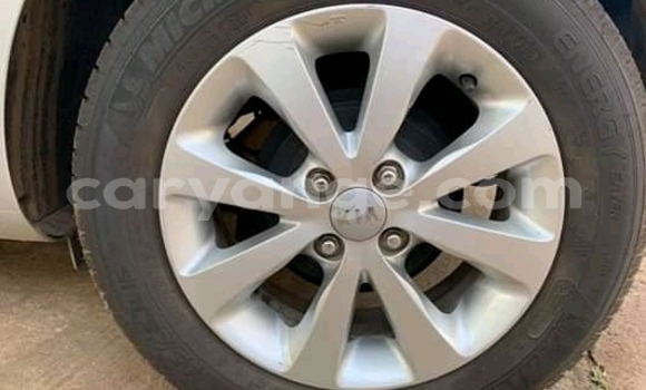 Acheter Occasion Voiture Kia Rio Gris à Windhoek, Namibie Acheter Occasion Voiture Kia Rio Gris à Windhoek, Namibie