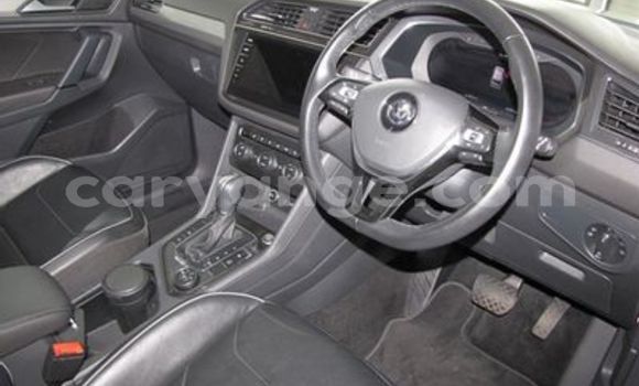 Acheter Occasion Voiture Volkswagen Tiguan Blanc à Windhoek, Namibie Acheter Occasion Voiture Volkswagen Tiguan Blanc à Windhoek, Namibie