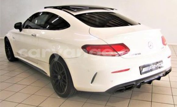 Acheter Occasion Voiture Mercedes-Benz C–Class Blanc à Windhoek, Namibie Acheter Occasion Voiture Mercedes-Benz C–Class Blanc à Windhoek, Namibie