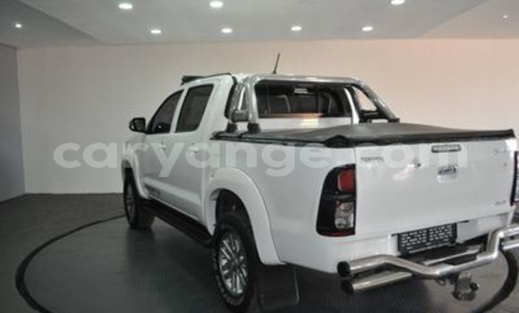 Buy Used Toyota Hilux White Car in Windhoek in Namibia Buy Used Toyota Hilux White Car in Windhoek in Namibia
