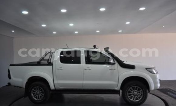Buy Used Toyota Hilux White Car in Windhoek in Namibia Buy Used Toyota Hilux White Car in Windhoek in Namibia