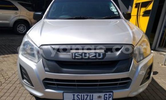 Acheter Occasion Voiture Isuzu D–MAX Gris à Windhoek, Namibie Acheter Occasion Voiture Isuzu D–MAX Gris à Windhoek, Namibie