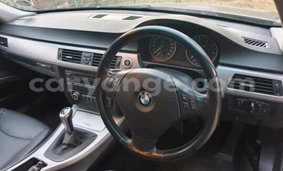 Acheter Occasion Voiture BMW 3200 Noir à Walvis Bay, Namibie Acheter Occasion Voiture BMW 3200 Noir à Walvis Bay, Namibie