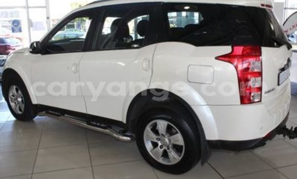 Acheter Occasion Voiture Mahindra Xylo Blanc à Swakopmund, Namibie Acheter Occasion Voiture Mahindra Xylo Blanc à Swakopmund, Namibie