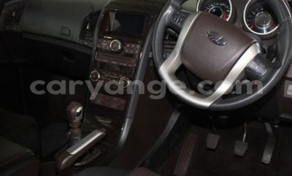 Acheter Occasion Voiture Mahindra Xylo Blanc à Swakopmund, Namibie Acheter Occasion Voiture Mahindra Xylo Blanc à Swakopmund, Namibie