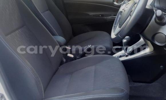 Buy Used Toyota Yaris White Car in Gobabis in Omaheke Buy Used Toyota Yaris White Car in Gobabis in Omaheke