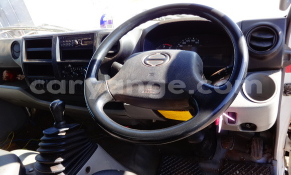Buy Used Hino 300 Series White Truck in Windhoek in Namibia Buy Used Hino 300 Series White Truck in Windhoek in Namibia