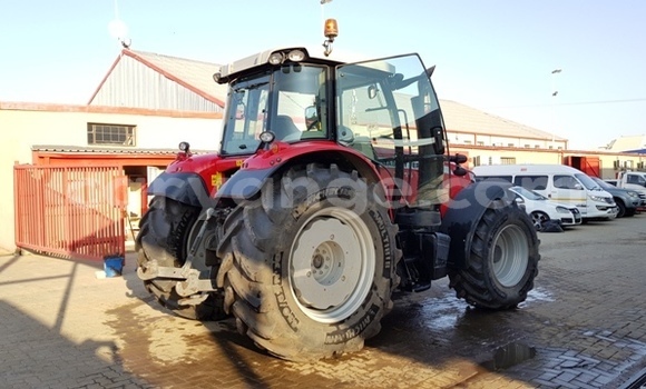 Buy Used Caterpillar 120 Red Truck in Windhoek in Namibia Buy Used Caterpillar 120 Red Truck in Windhoek in Namibia