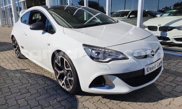 Buy Used Opel Corsa White Car in Gobabis in Omaheke