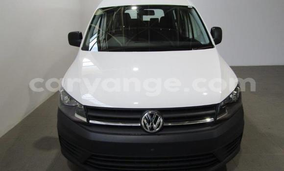 Acheter Occasion Voiture Volkswagen Caddy Blanc à Gobabis, Omaheke Acheter Occasion Voiture Volkswagen Caddy Blanc à Gobabis, Omaheke
