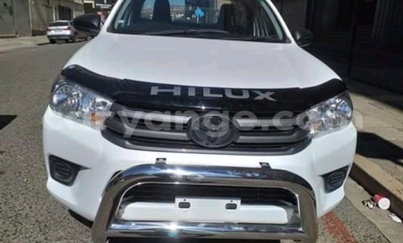 Acheter Occasion Voiture Toyota Hilux Blanc à Windhoek, Namibie