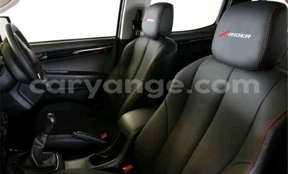 Acheter Occasion Voiture Isuzu KB Rouge à Gobabis, Omaheke Acheter Occasion Voiture Isuzu KB Rouge à Gobabis, Omaheke