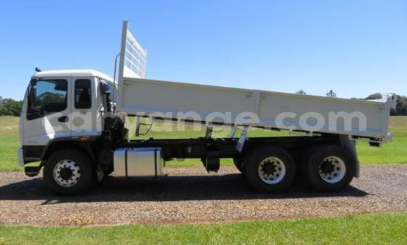 Acheter Occasion Utilitaire Isuzu FTR 850 Blanc à Gobabis, Omaheke Acheter Occasion Utilitaire Isuzu FTR 850 Blanc à Gobabis, Omaheke