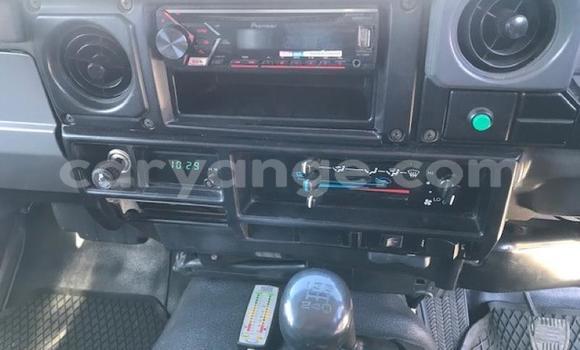 Acheter Occasion Voiture Toyota Land Cruiser Marron à Windhoek, Namibie Acheter Occasion Voiture Toyota Land Cruiser Marron à Windhoek, Namibie