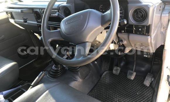 Acheter Occasion Voiture Toyota Land Cruiser Marron à Windhoek, Namibie Acheter Occasion Voiture Toyota Land Cruiser Marron à Windhoek, Namibie