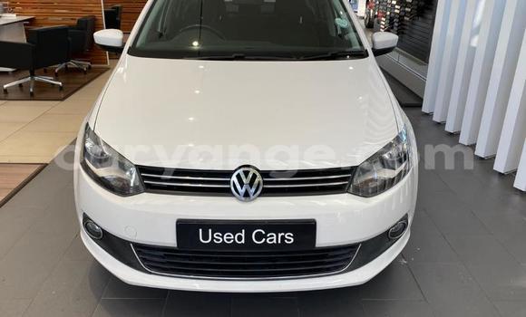 Buy Used Volkswagen Polo White Car in Gobabis in Omaheke