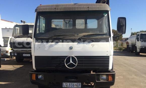 Buy Used Mercedes‒Benz 2628 White Truck in Windhoek in Namibia