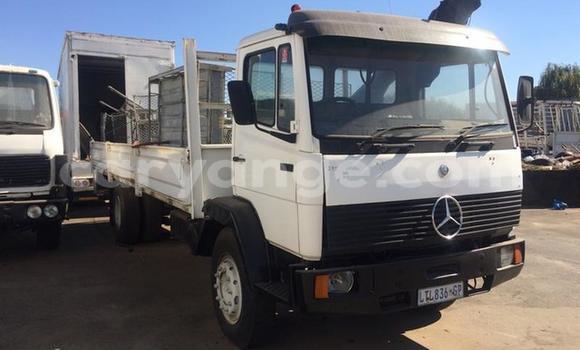 Buy Used Mercedes‒Benz 2628 White Truck in Windhoek in Namibia Buy Used Mercedes‒Benz 2628 White Truck in Windhoek in Namibia