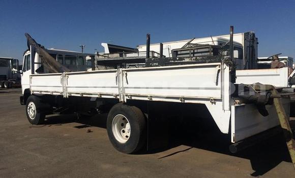 Buy Used Mercedes‒Benz 2628 White Truck in Windhoek in Namibia Buy Used Mercedes‒Benz 2628 White Truck in Windhoek in Namibia