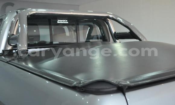 Buy Used Toyota Hilux Silver Car in Windhoek in Namibia Buy Used Toyota Hilux Silver Car in Windhoek in Namibia