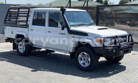 Buy Used Toyota Land Cruiser White Car in Grootfontein in Namibia Buy Used Toyota Land Cruiser White Car in Grootfontein in Namibia