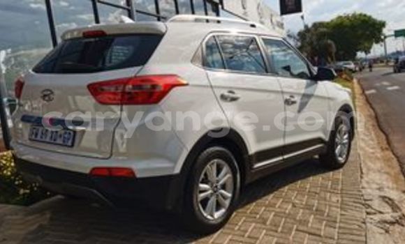 Acheter Occasion Voiture Hyundai Creta Blanc à Gobabis, Omaheke Acheter Occasion Voiture Hyundai Creta Blanc à Gobabis, Omaheke
