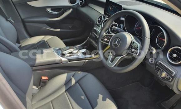 Acheter Occasion Voiture Mercedes-Benz C–Class Blanc à Windhoek, Namibie Acheter Occasion Voiture Mercedes-Benz C–Class Blanc à Windhoek, Namibie