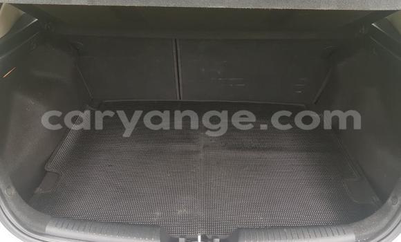 Acheter Occasion Voiture Kia Cerato Blanc à Gobabis, Omaheke Acheter Occasion Voiture Kia Cerato Blanc à Gobabis, Omaheke