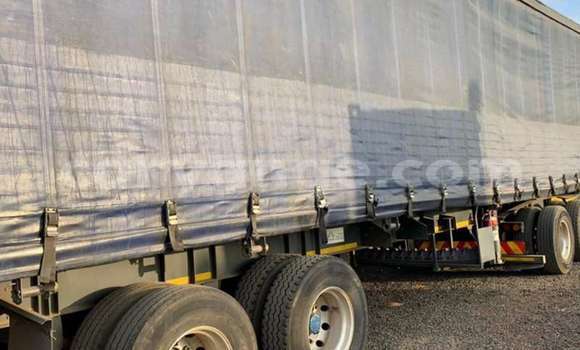 Buy Used Caterpillar 120 Blue Truck in Windhoek in Namibia Buy Used Caterpillar 120 Blue Truck in Windhoek in Namibia