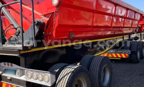 Buy Used Caterpillar 120 Red Truck in Windhoek in Namibia Buy Used Caterpillar 120 Red Truck in Windhoek in Namibia
