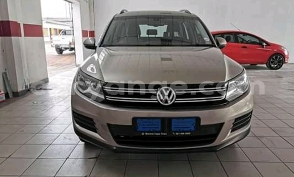 Buy Used Volkswagen Tiguan Silver Car in Windhoek in Namibia
