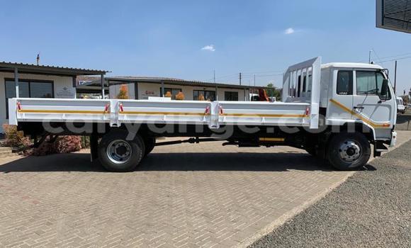 Buy Used Nissan UD White Truck in Windhoek in Namibia Buy Used Nissan UD White Truck in Windhoek in Namibia