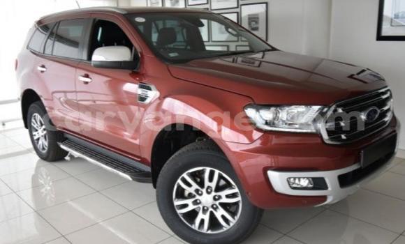 Acheter Occasion Voiture Ford Everest Rouge à Gobabis, Omaheke Acheter Occasion Voiture Ford Everest Rouge à Gobabis, Omaheke