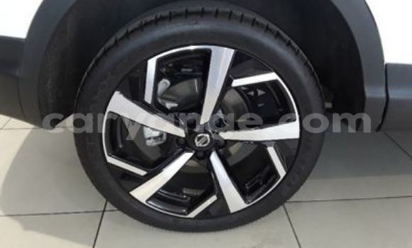 Acheter Occasion Voiture Nissan Qashqai Blanc à Swakopmund, Namibie Acheter Occasion Voiture Nissan Qashqai Blanc à Swakopmund, Namibie