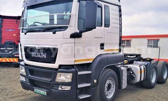 Buy Used Man M2000 White Truck in Windhoek in Namibia Buy Used Man M2000 White Truck in Windhoek in Namibia