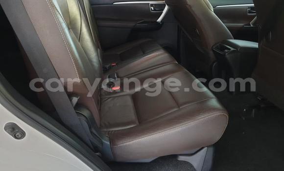 Acheter Occasion Voiture Toyota Fortuner Blanc à Windhoek, Namibie Acheter Occasion Voiture Toyota Fortuner Blanc à Windhoek, Namibie