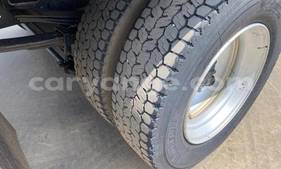 Acheter Occasion Utilitaire Mitsubishi L400 Blanc à Windhoek, Namibie Acheter Occasion Utilitaire Mitsubishi L400 Blanc à Windhoek, Namibie