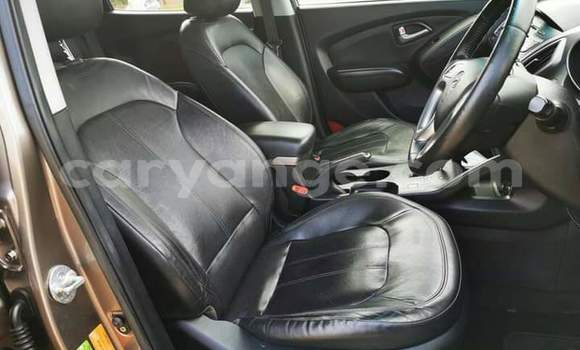 Acheter Occasion Voiture Hyundai Ix35 Gris à Gobabis, Omaheke Acheter Occasion Voiture Hyundai Ix35 Gris à Gobabis, Omaheke