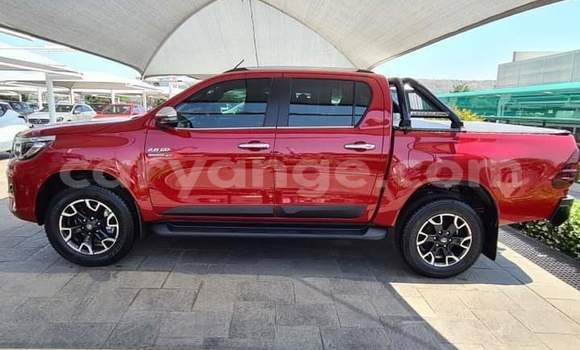 Acheter Occasion Voiture Toyota Hilux Rouge à Grootfontein, Namibie