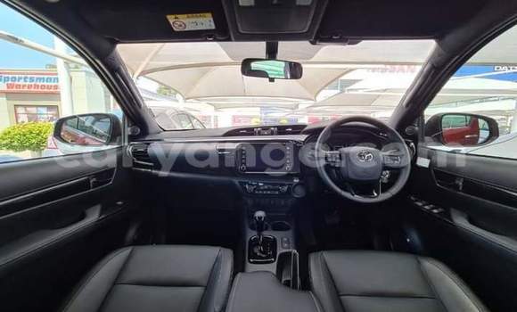 Acheter Occasion Voiture Toyota Hilux Rouge à Grootfontein, Namibie Acheter Occasion Voiture Toyota Hilux Rouge à Grootfontein, Namibie