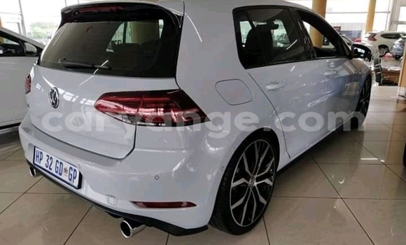 Acheter Occasion Voiture Volkswagen Golf R Blanc à Gobabis, Omaheke Acheter Occasion Voiture Volkswagen Golf R Blanc à Gobabis, Omaheke