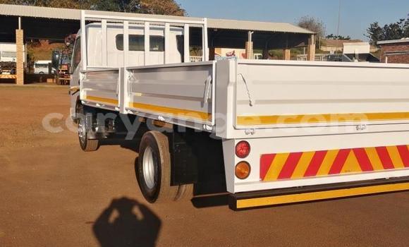 Buy Used Mitsubishi Van White Truck in Windhoek in Namibia Buy Used Mitsubishi Van White Truck in Windhoek in Namibia