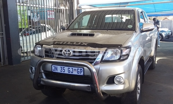 Acheter Occasion Voiture Toyota Hilux Gris à Windhoek, Namibie Acheter Occasion Voiture Toyota Hilux Gris à Windhoek, Namibie