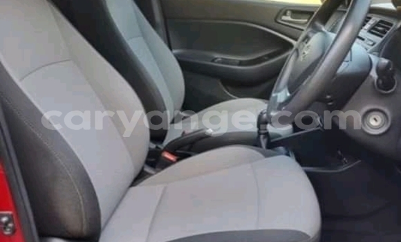 Acheter Occasion Voiture Hyundai I20 Rouge à Windhoek, Namibie Acheter Occasion Voiture Hyundai I20 Rouge à Windhoek, Namibie