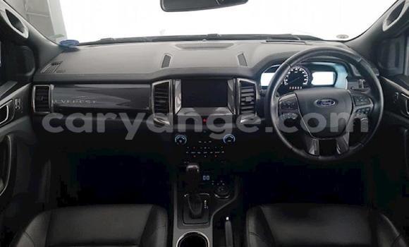 Buy Used Ford Everest Silver Car in Windhoek in Namibia Buy Used Ford Everest Silver Car in Windhoek in Namibia
