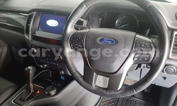 Buy Used Ford Everest Silver Car in Windhoek in Namibia Buy Used Ford Everest Silver Car in Windhoek in Namibia