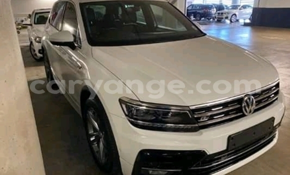 Buy Used Volkswagen Tiguan White Car in Windhoek in Namibia