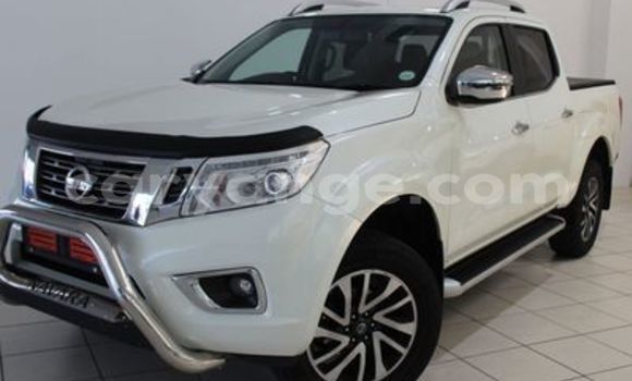 Buy Used Nissan Navara White Car in Windhoek in Namibia