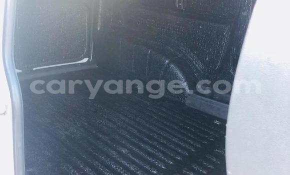 Acheter Occasion Voiture Volkswagen Caddy Blanc à Windhoek, Namibie Acheter Occasion Voiture Volkswagen Caddy Blanc à Windhoek, Namibie